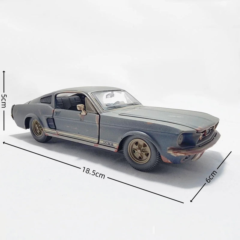 Miniatura Ford Mustang GT 1967, Escala 1:24