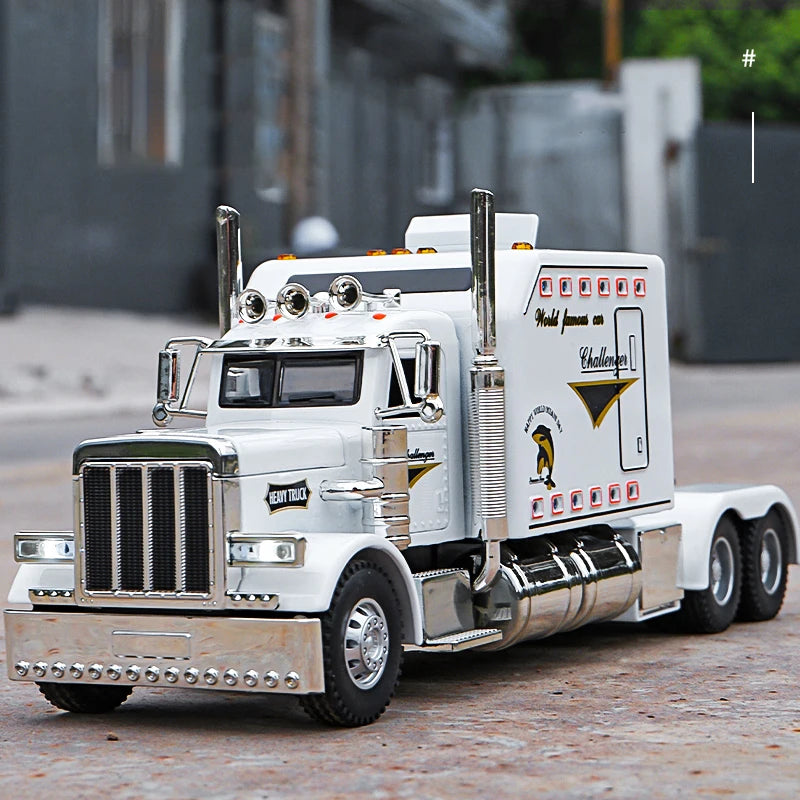 Miniatura Caminhão Truck OPTIMUS PRIME  Metal  Escala 1:24, com Som e Luz