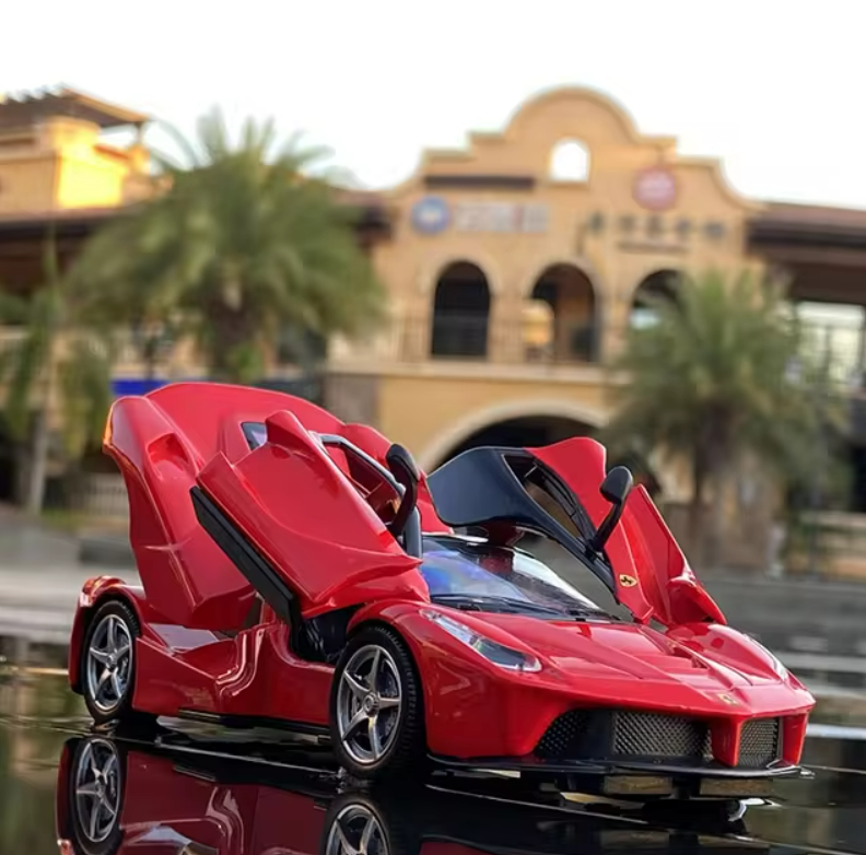 Miniatura LaFerrari FXXK Carro de liga Die Cast Toy  Modelo Pull Back Escala 1:32, Som e Luz