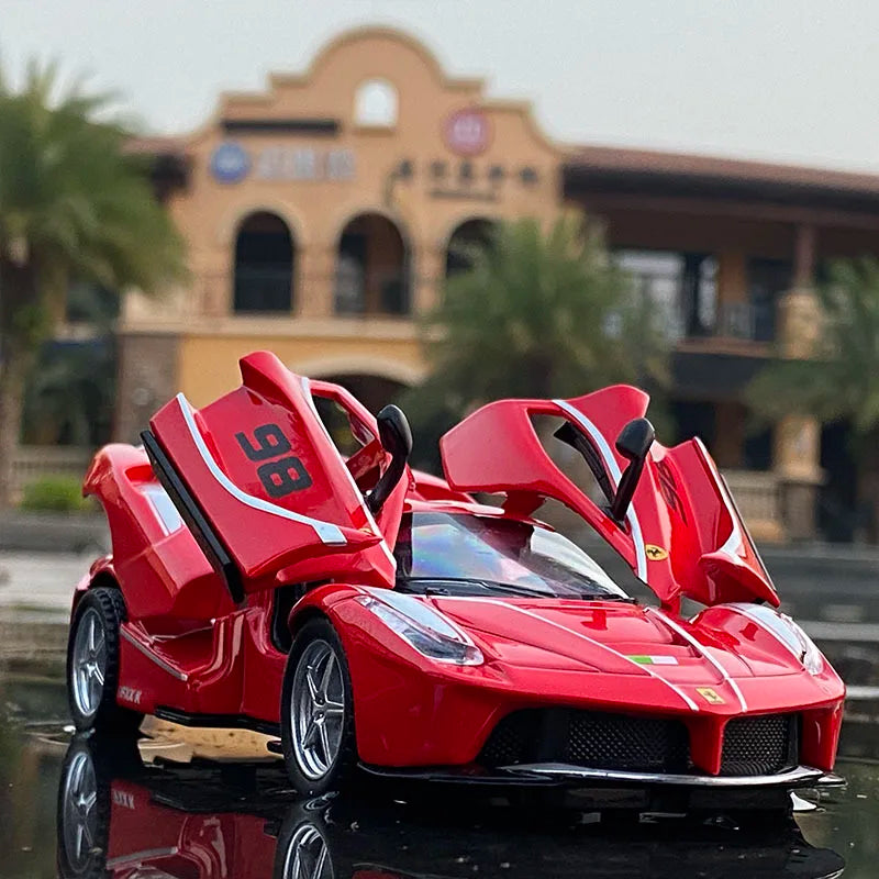 Miniatura LaFerrari FXXK Carro de liga Die Cast Toy  Modelo Pull Back Escala 1:32, Som e Luz